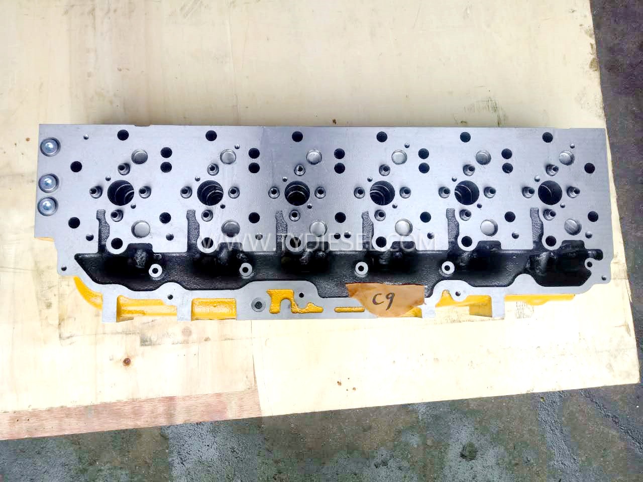 Caterpillar C9 Cylinder Head