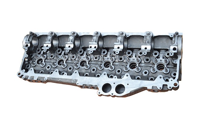 Detroit S60 Cylinder Head