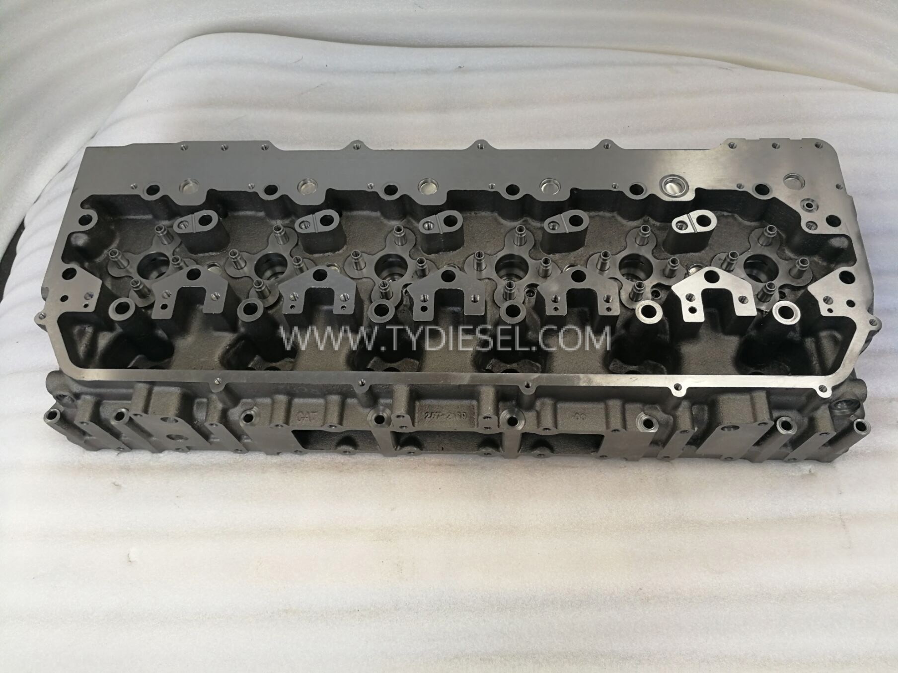 Caterpillar C13 Cylinder Head