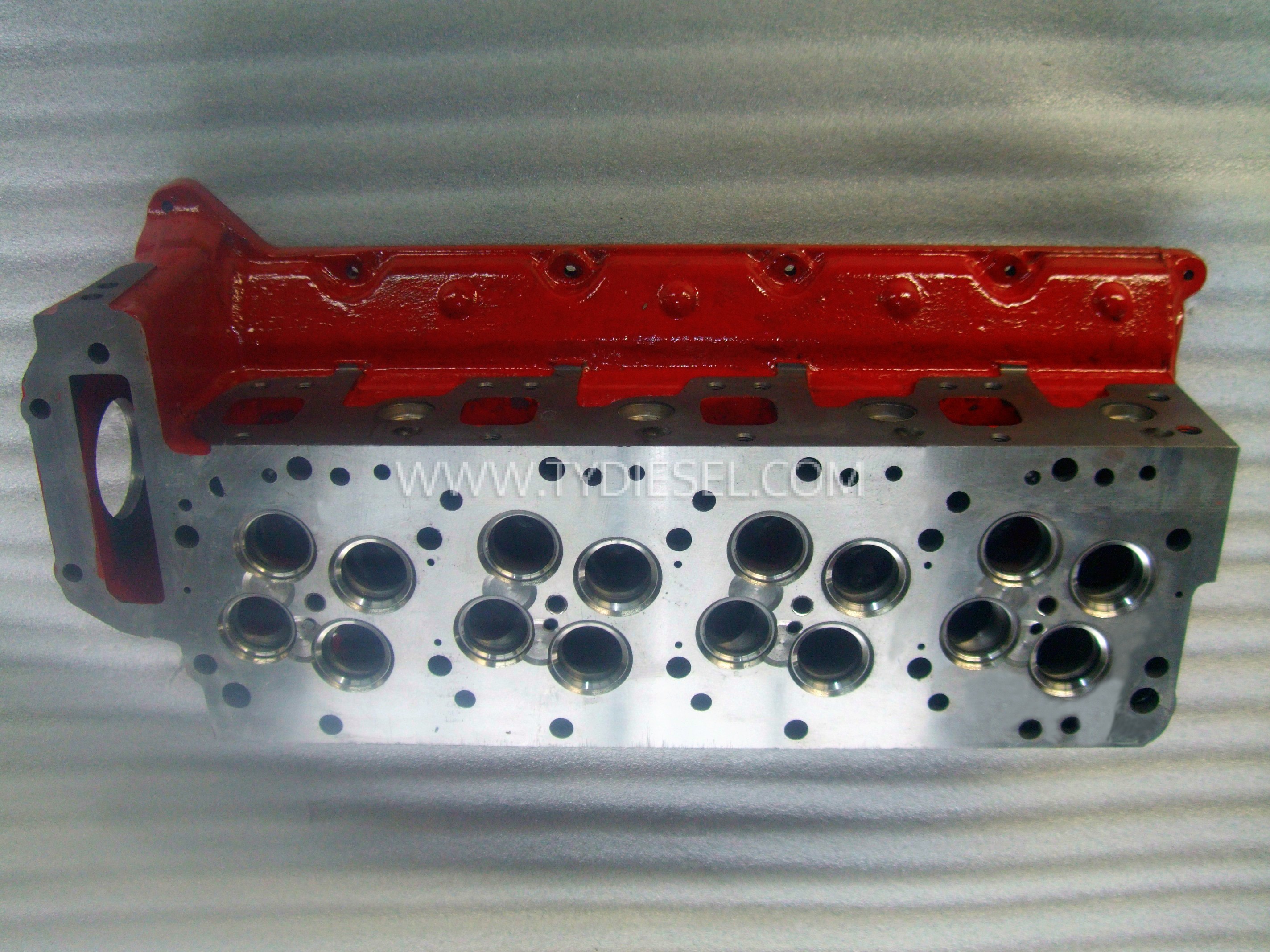 Hino J105E Cylinder Head