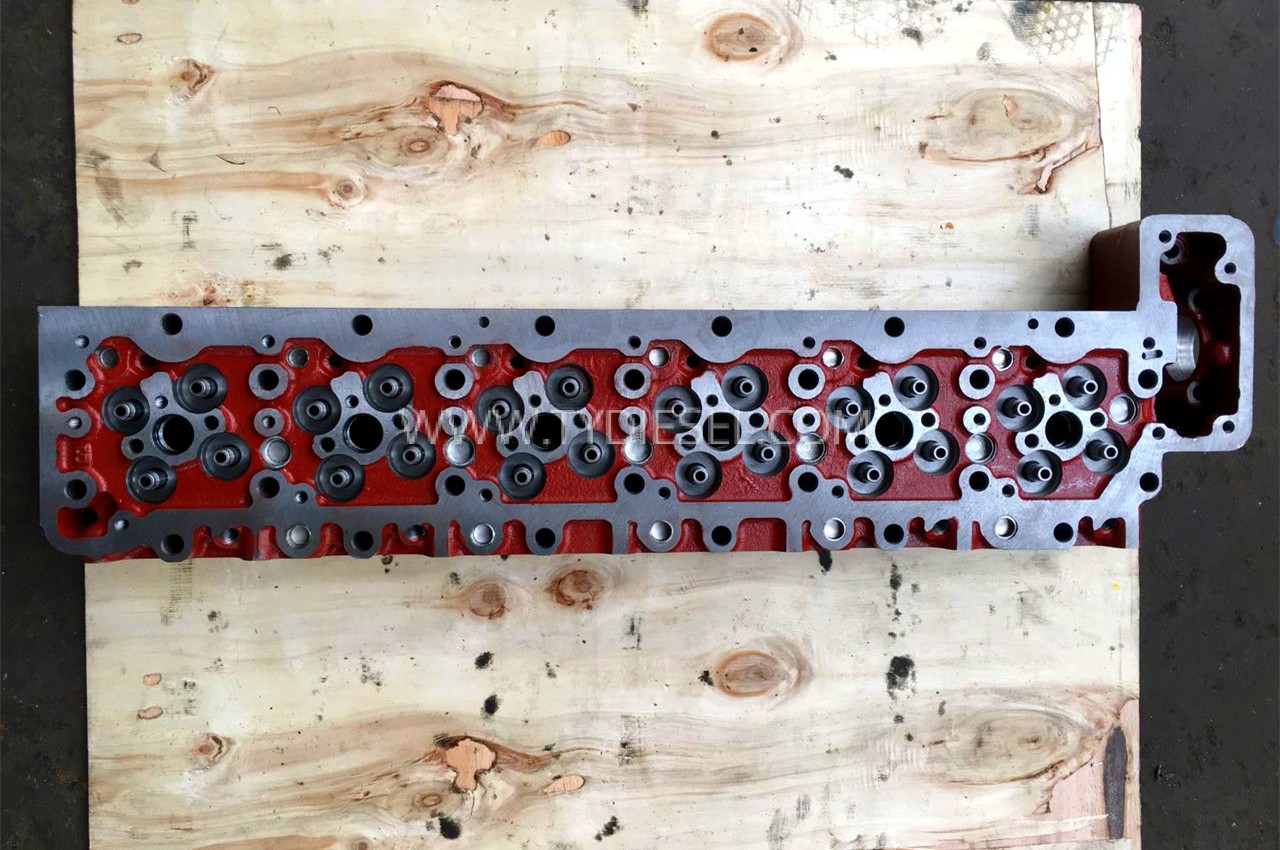 Hino J08E Cylinder Head